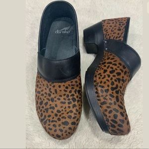 Worn 1x! Dansko Prima Cheetah Calf Hair Clog Shoes